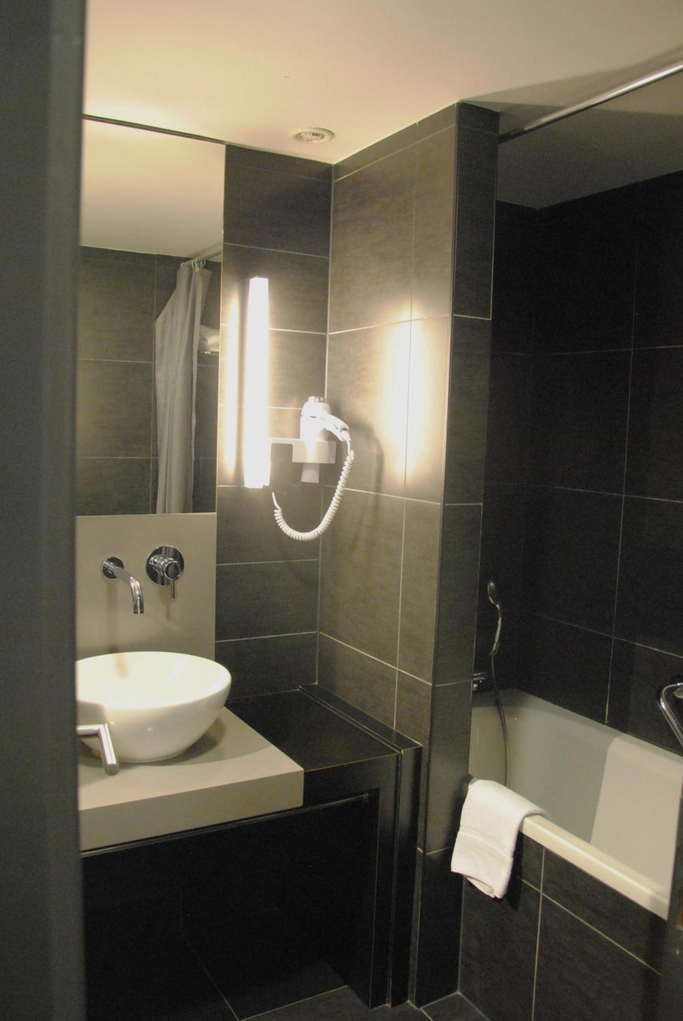 Standard Triple Room,1772907142:JPEG